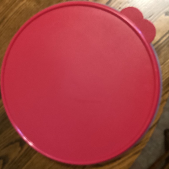 Tupperware - Picture 2 of 2
